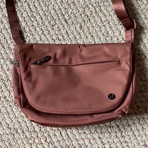 Lululemon bag
